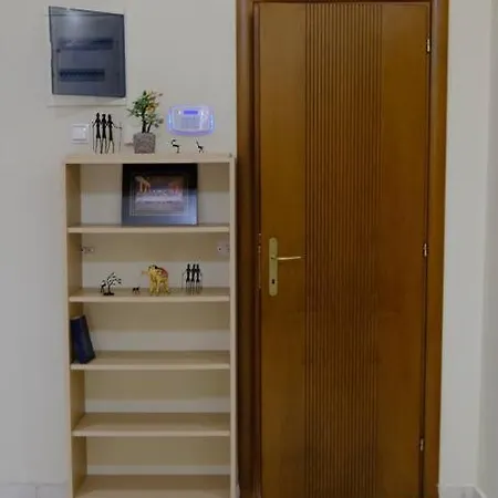 White Tower Office-apartment * テッサロニキ