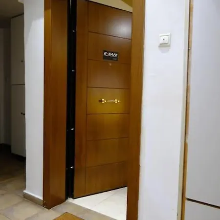 White Tower Office-apartment * Thessaloniki
